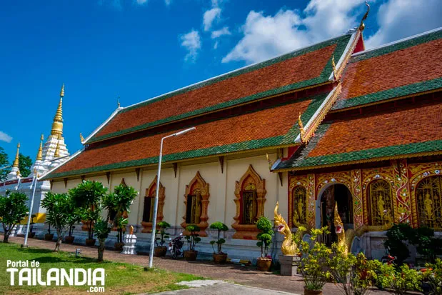 Lateral Wat Jet Yod de Chiang Rai