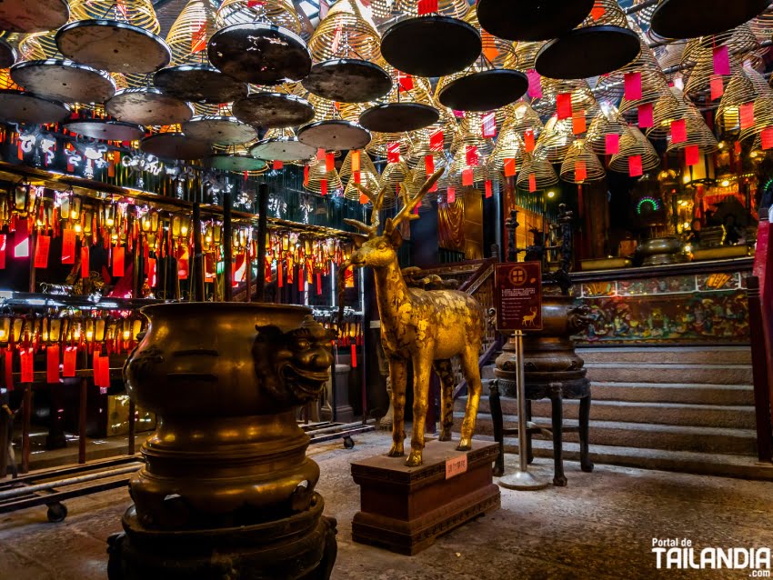 Conociendo el templo Man Mo de Hong Kong.jpg