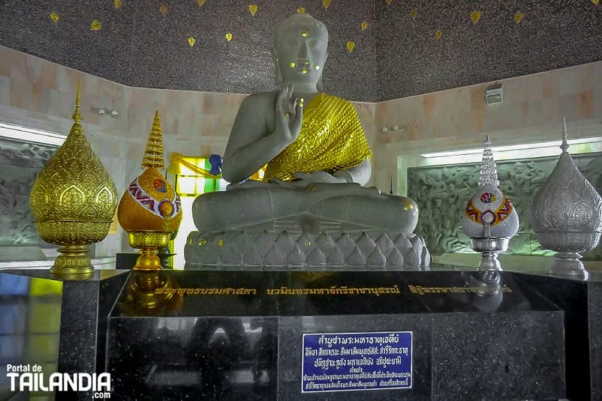 Buda pagodas Doi Inthanon de Chiang Mai