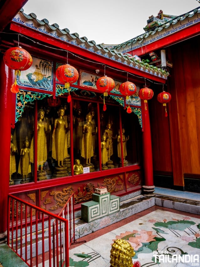 Budas del santuario Wat Mangkon
