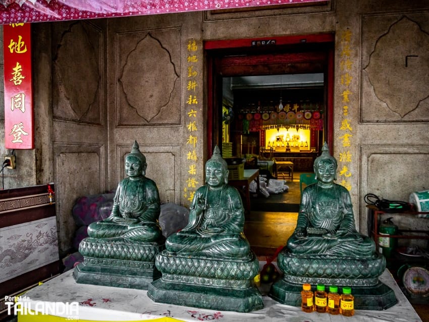 Budas del templo Wat Mangkon Kamalawat