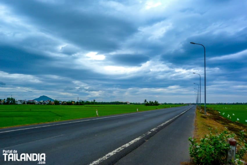 Carretera y manta en Vietnam