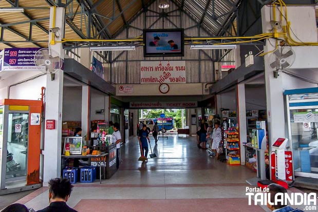 Estación de autobús en Chiang Rai