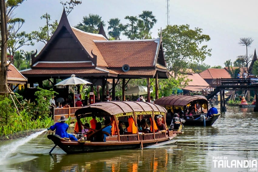 Pasando por Mercado flotante de Ayutthaya