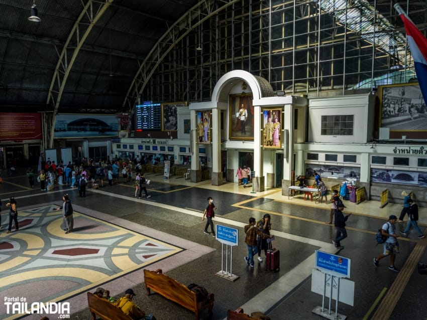 Visitando la estación de tren Hua Lamphong