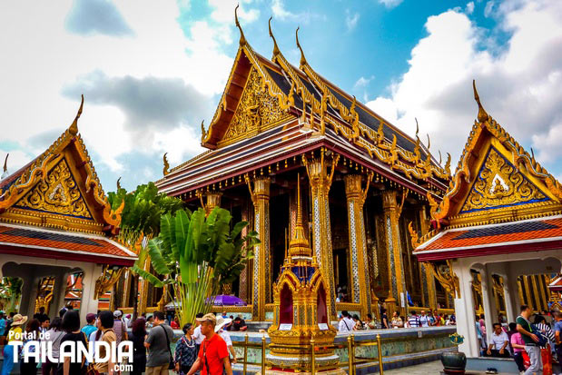 Wat Phra Kaew templo del Buda Esmeralda