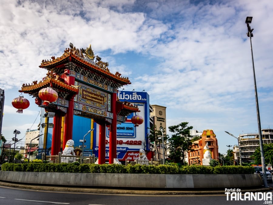 Accediendo al barrio chino de Bangkok