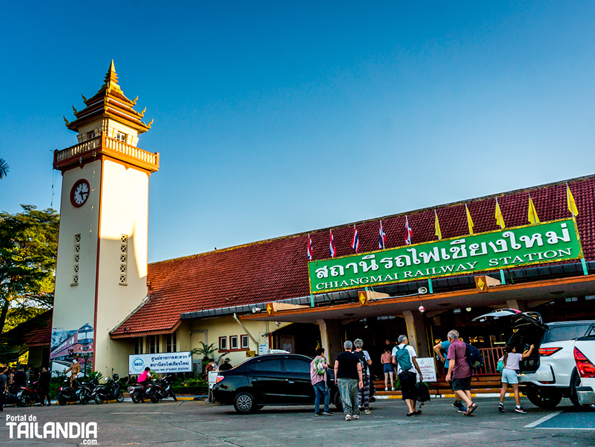 Entrada Estación de Tren Chiang Mai