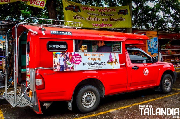 Moverse por Chiang Mai en red truck