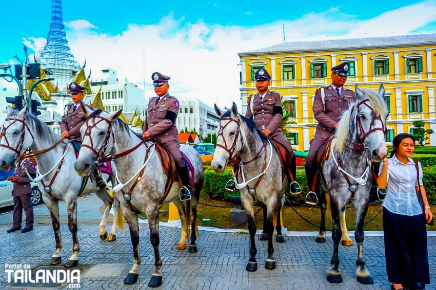 Policía real de Bangkok, capital de Tailandia