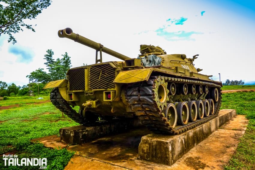 Tanques en Museo guerra de Vietnam