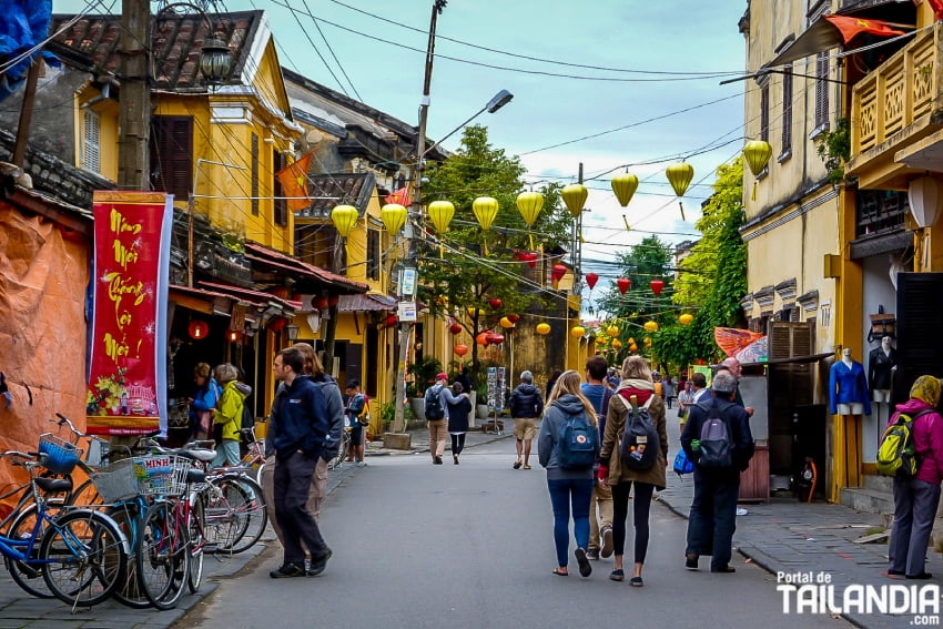 Calles de Hoi An en Vietnam