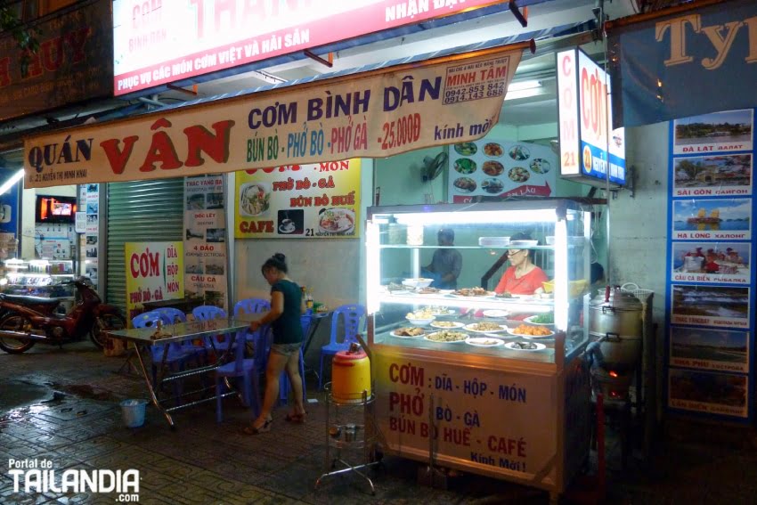 Comida callejera en Vietnam