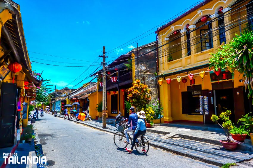 Explorar barrio viejo de Hoi An