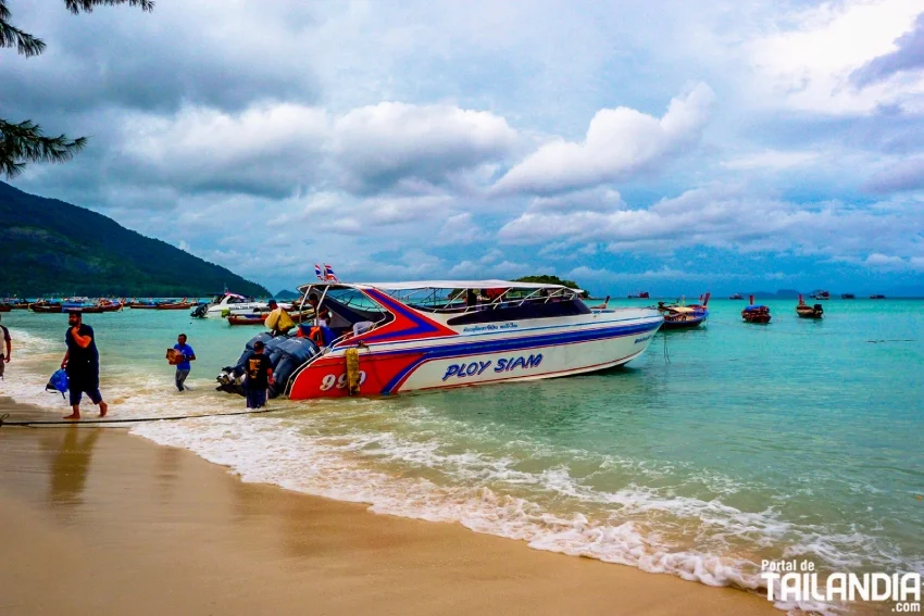 Ir en lancha a Koh Lipe