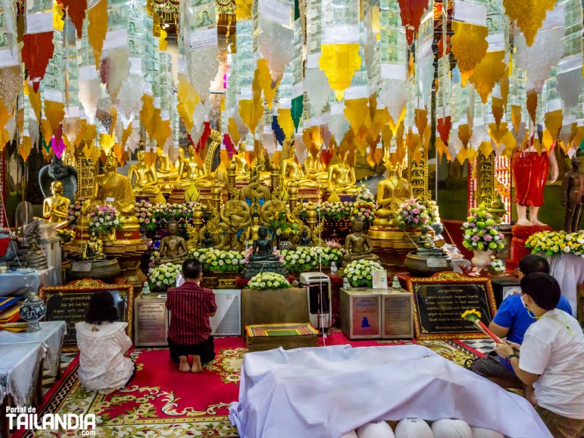 Practicando el budismo en Tailandia