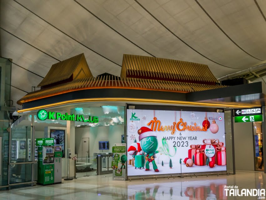 Banco en el aeropuerto de Bangkok