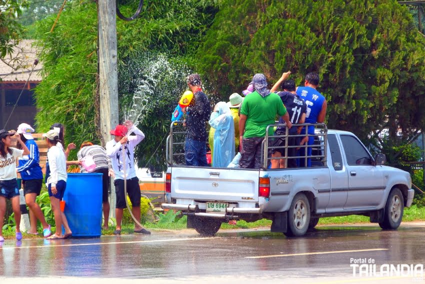 Celebrando Songkran en Tailandia