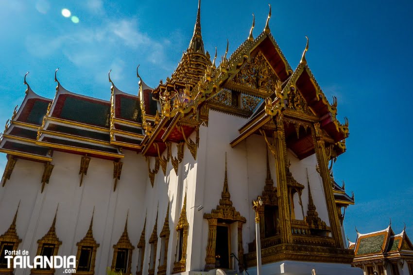 Estafas en Tailandia el templo cerrado