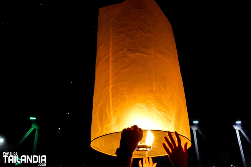 Fiesta de los farolillos en Tailandia