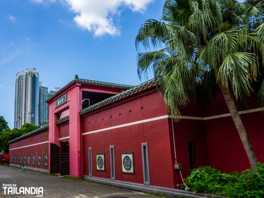 Pared exterior templo Che Kung de Sha Tin