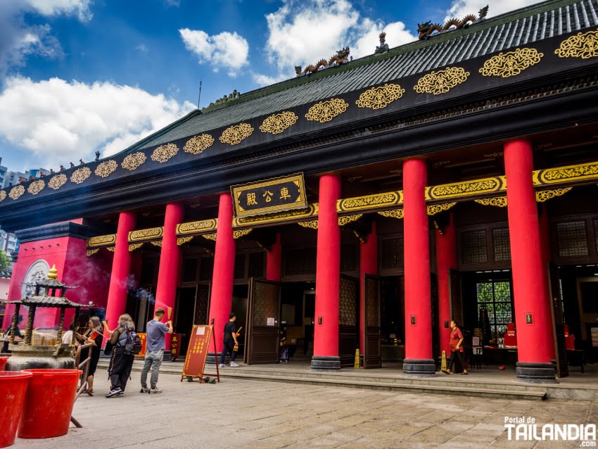 Templo budista Che Kung de Sha Tin en Hong Kong