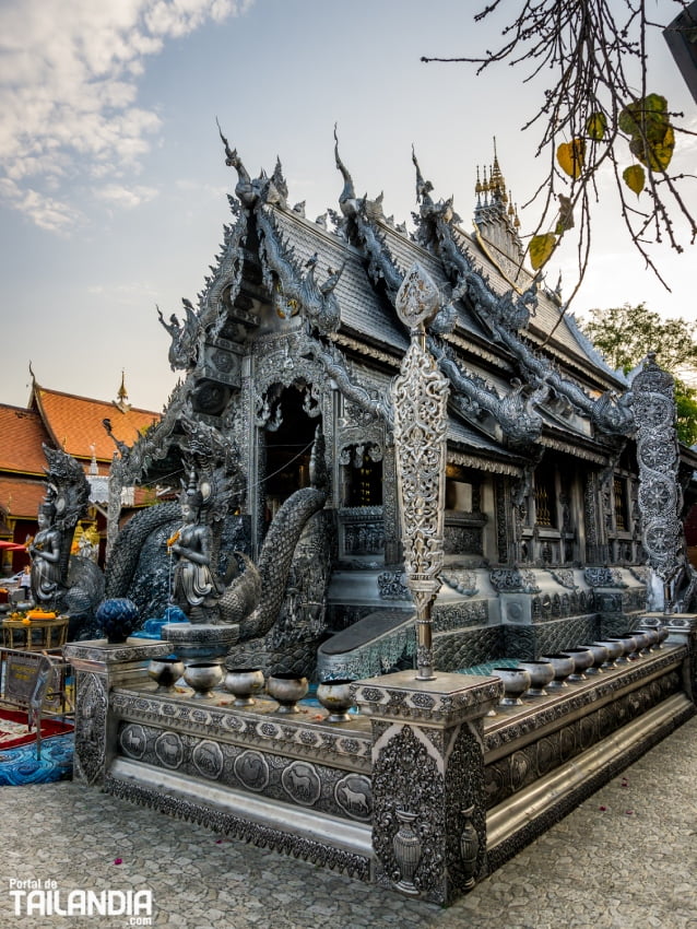 Visitando el templo de plata de Chiang Mai