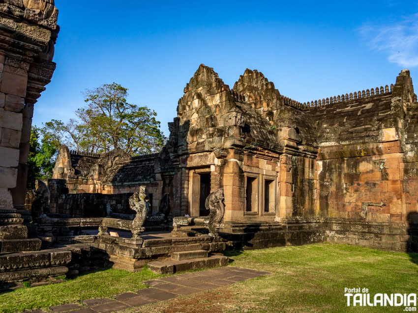 Accediendo en las ruinas de Phanom Rung