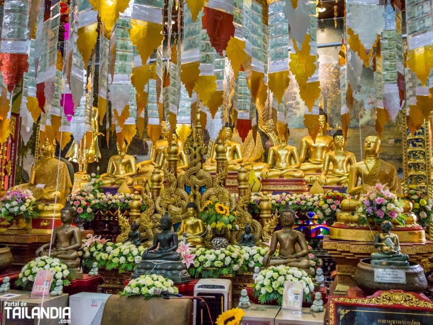 Interior templo Wat Upakhut de Chiang Mai