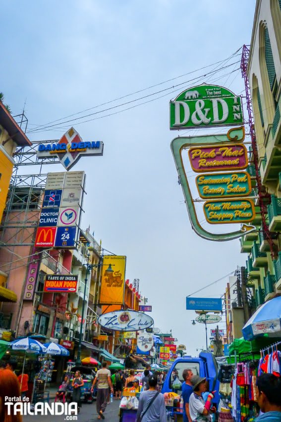 Calle de mochileros en Bangkok