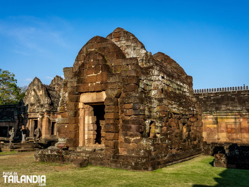 Paseando por las ruinas de Buriram