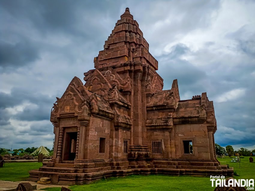 Replica de Phanom Rung en Chang Arena