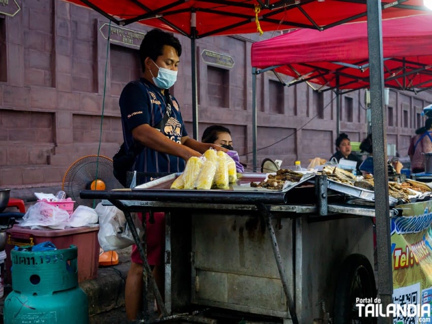 Comida callejera en Buriram