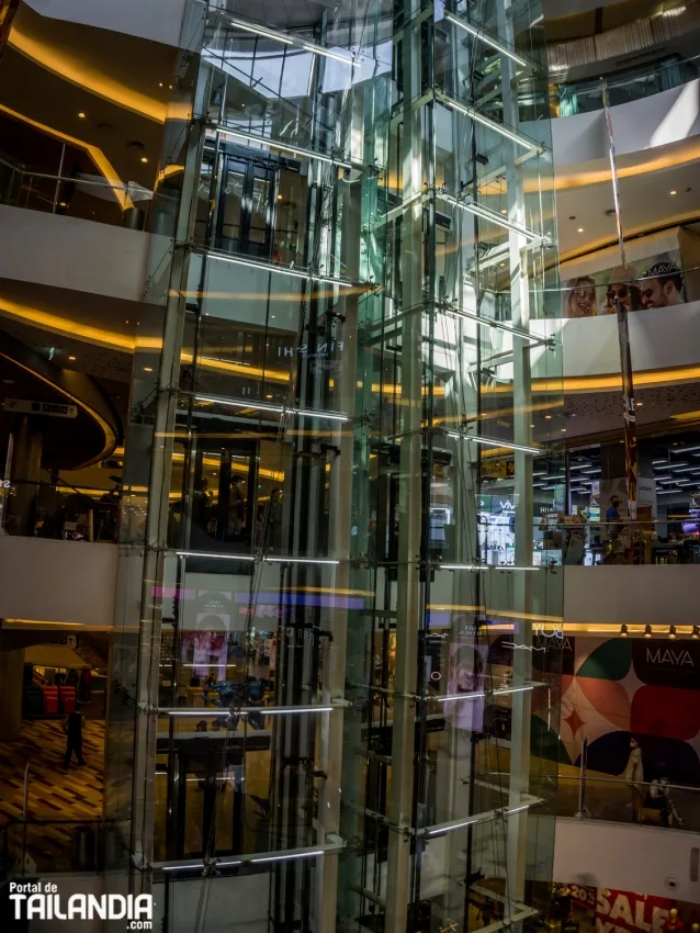 Ascensores centro comercial Maya Chiang Mai
