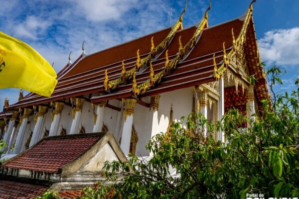 Wat Khema Phirataram Ratchaworawihan en Nonthaburi Wat Khema Phirataram Ratchaworawihan en Nonthaburi