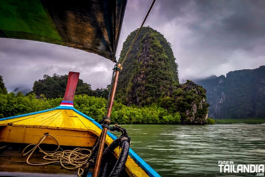 Bahía de Phang Nga en el sur de Tailandia