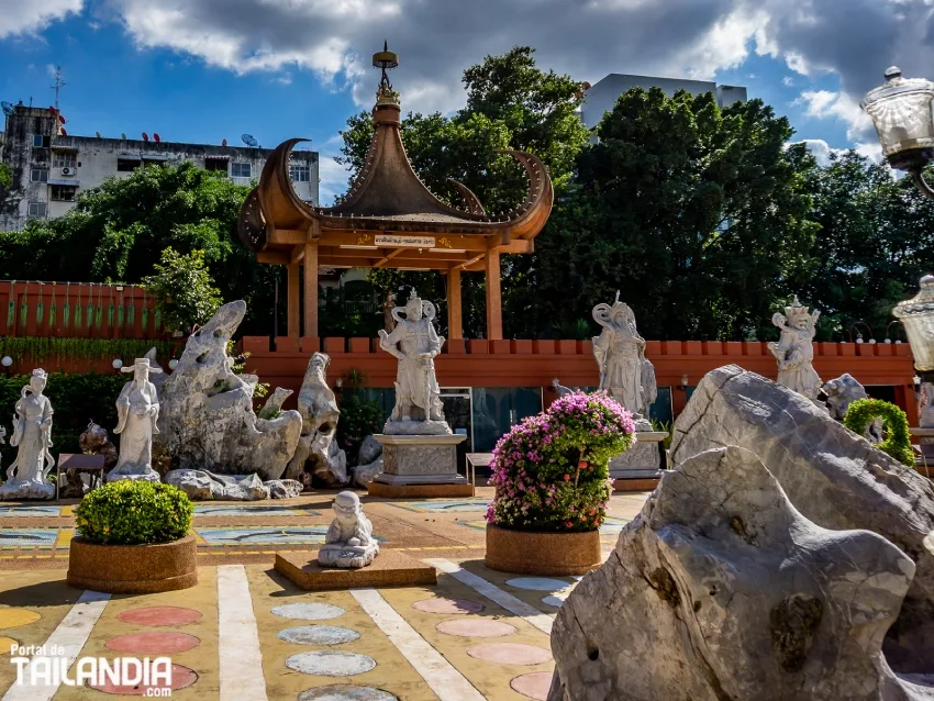 Jardines del Guan Yin Shrine en Bangkok