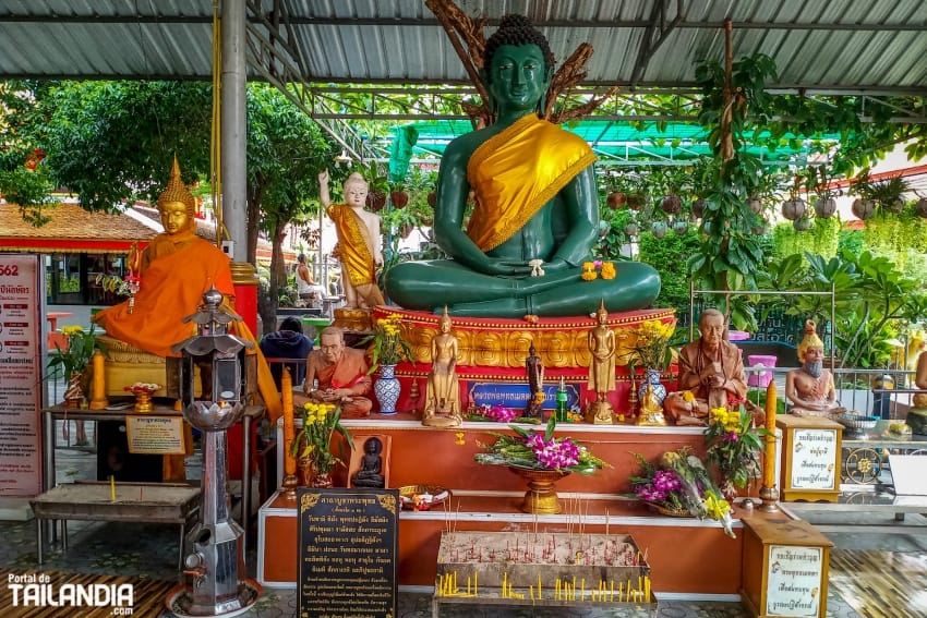 Buda templo Wat Mahabut de Bangkok