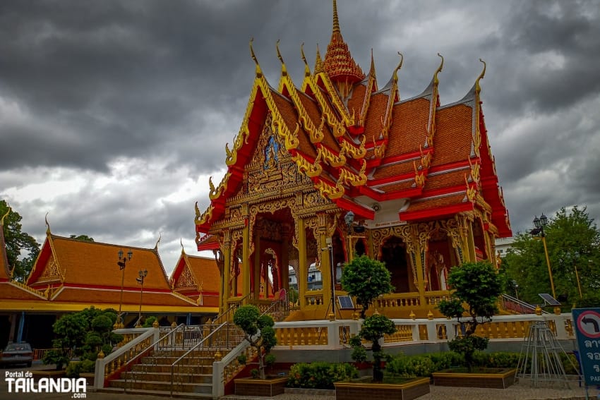 La leyenda de Mae Nak en el Templo Wat Mahabut de Bangkok