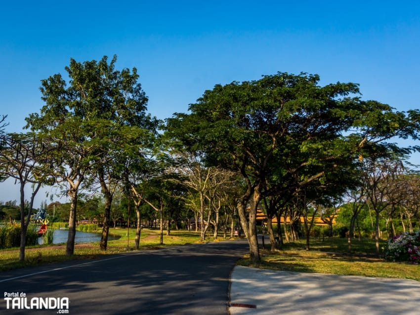 Paseando por el monte sumeru de Bangkok
