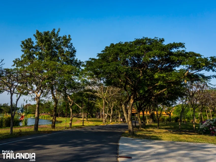 Paseando por el monte sumeru de Bangkok
