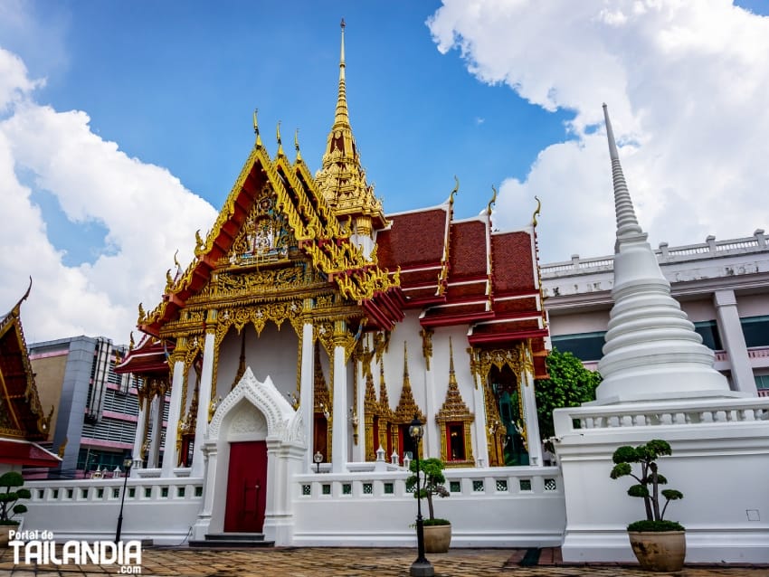 Templo Wat Devaraj Kunchon de Bangkok