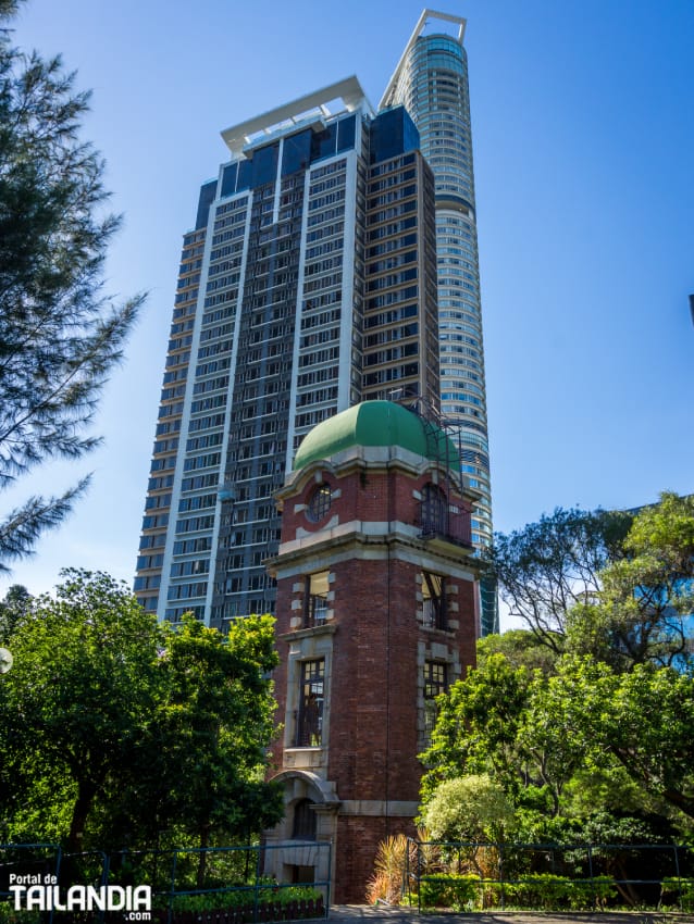 Torre de Signal Hill Garden en Hong Kong