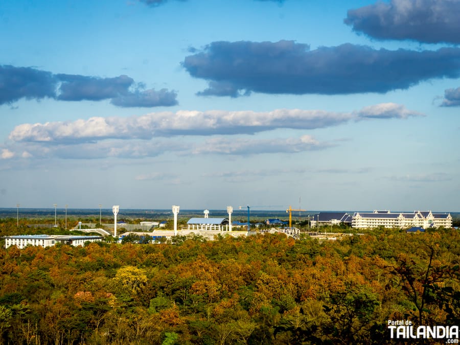 Vistas de Buriram desde parque natural