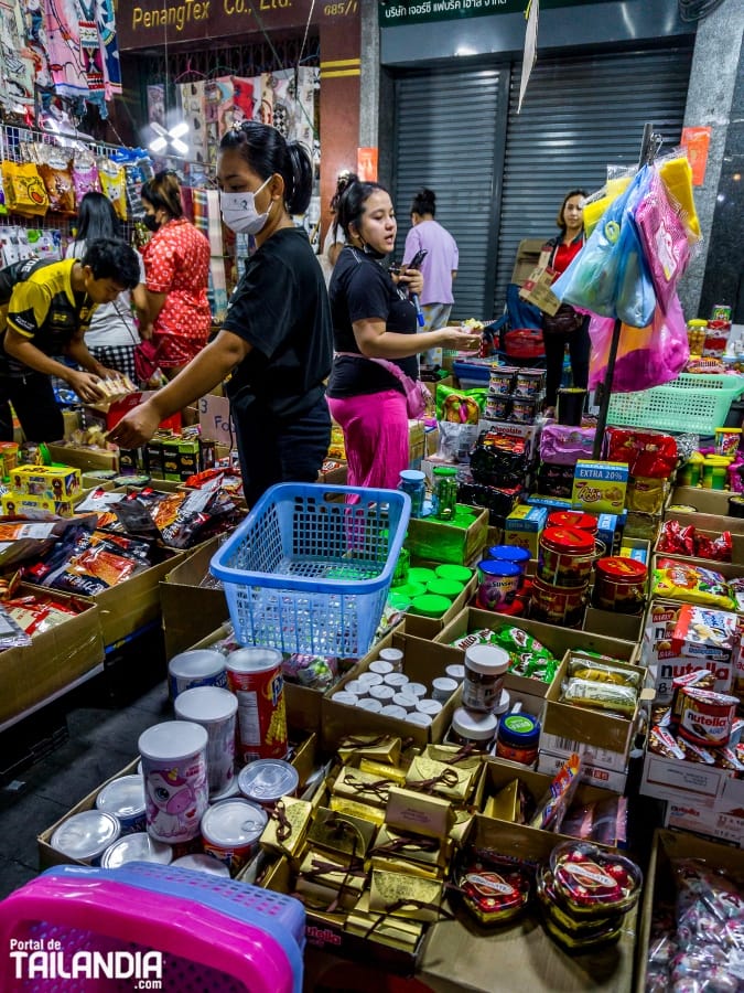 Gangas nocturnas en Sampeng market