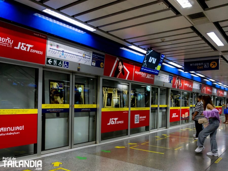 Moverse con el metro de Bangkok