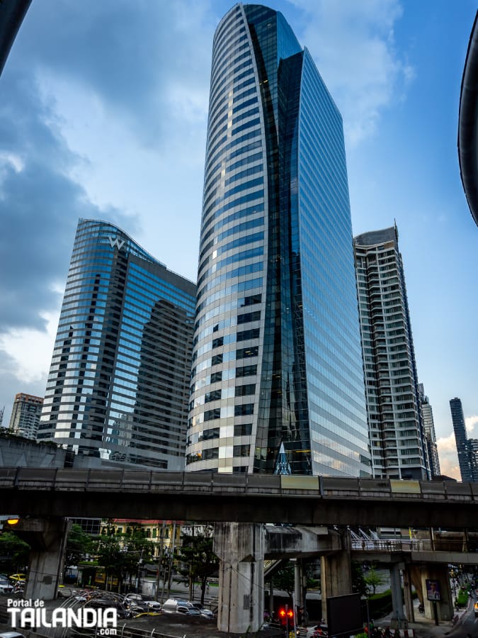 Rascacielos en Chong Nonsi de Bangkok