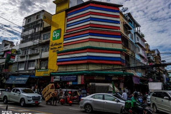 Sampeng market en el barrio chino de Bangkok Sampeng market en el barrio chino de Bangkok