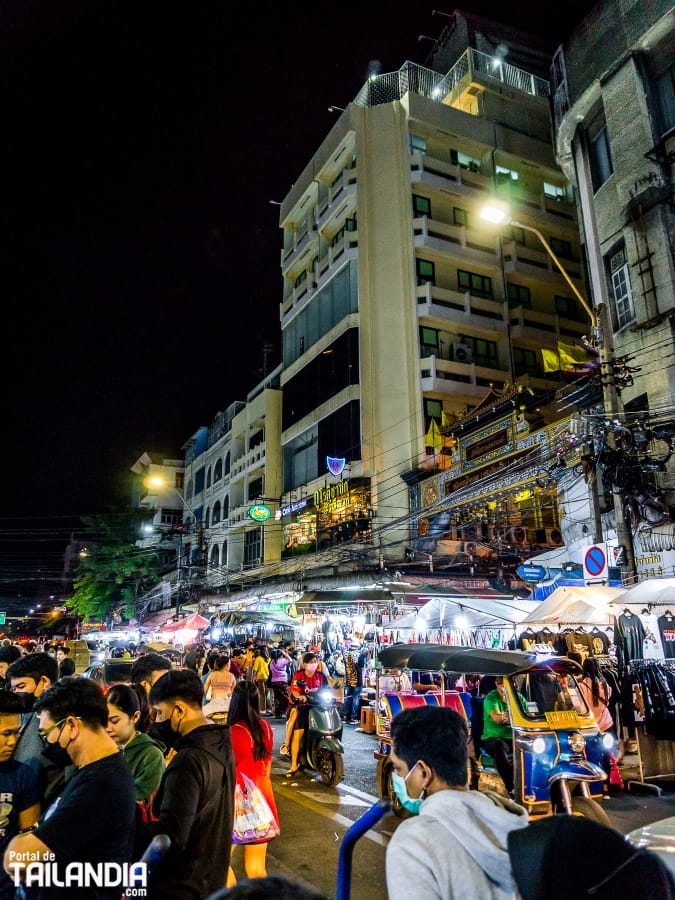 Visitando Sampeng Market de noche