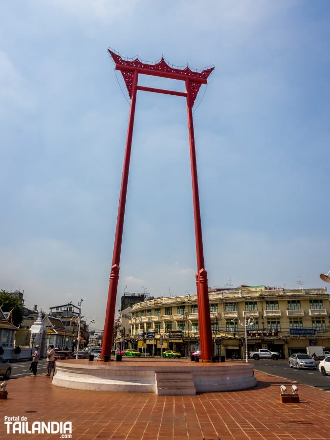 Alto columpio giange de Bangkok
